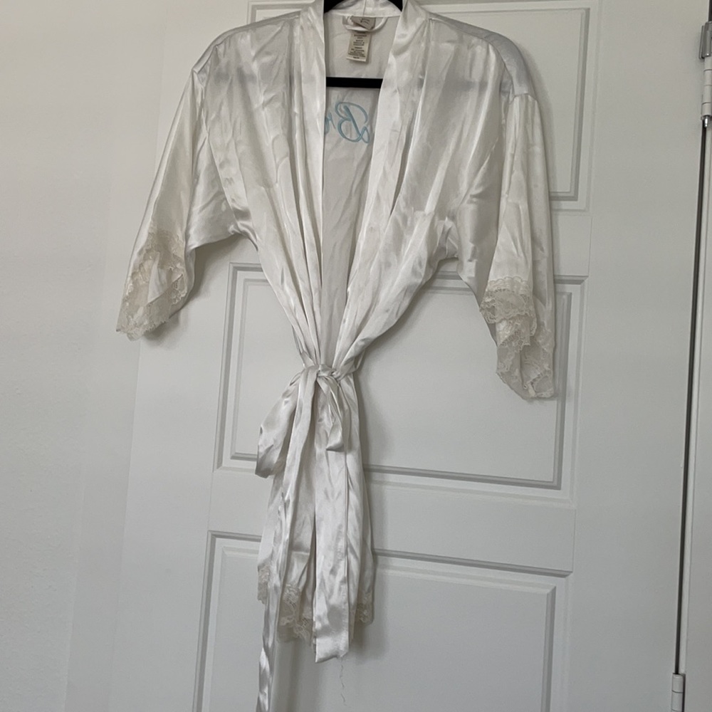 Bride Robe - Picture 4 of 4